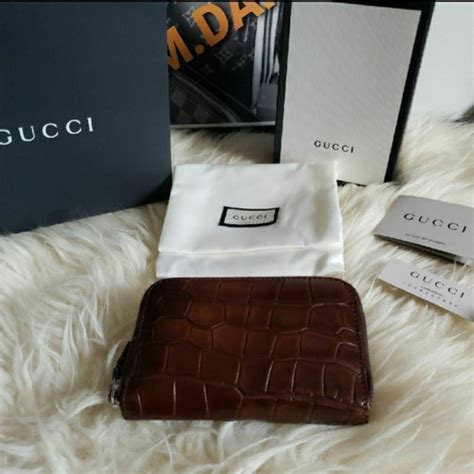 Gucci Unisex Genuine Crocodile Zippy Card Case 